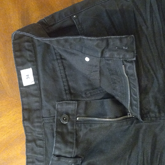 SMOKE RISE SHORTS - Picture 5 of 9